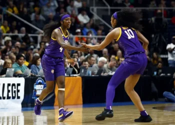 Unseen Fan Video Sparks Angel Reese’s Reflection on GPA Controversy Involving Flau’jae Johnson