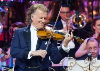 André Rieu facts: the Dutch violinist’s marriage, gigs, net worth, and Johann Strauss Orchestra.