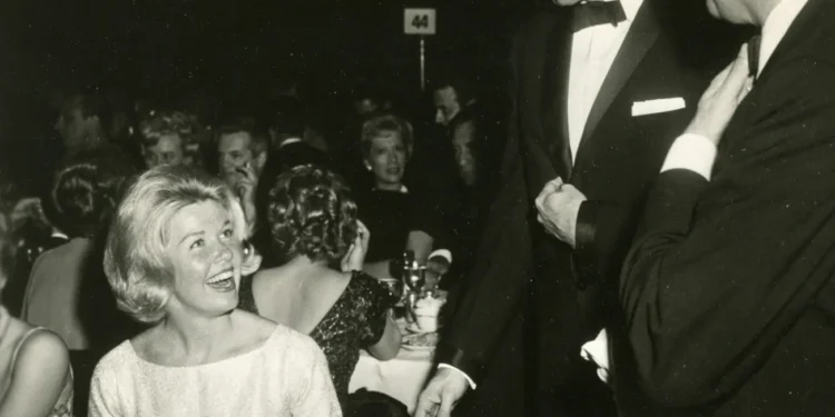 Golden Globe Moment: Rock Hudson Congratulates Doris Day, 1960