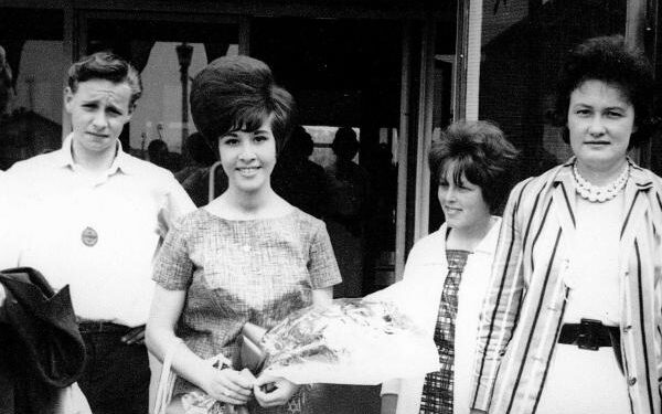 Helen Shapiro Name has Just been Included In the Hall of Fame Due to…!!