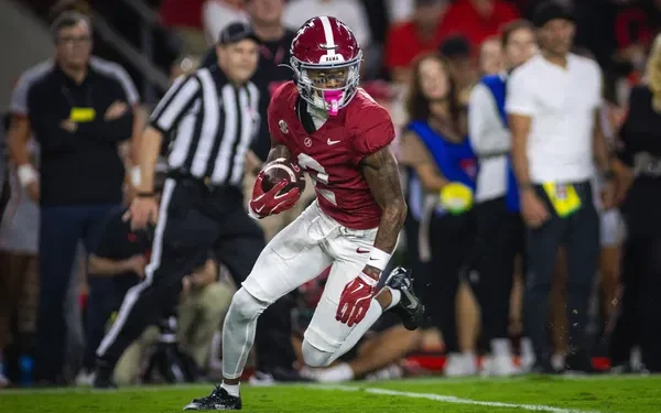 “Crazy”: Shedeur Sanders Hails 17-Year-Old Ryan Williams as Alabama Defeats Georgia in Intense Rivalry Showdown