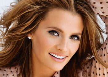 Stana Katic discusses travel, love, and her nonconformist approach.