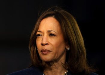 In a tense interview with Fox News, Kamala Harris promises to leave the Biden administration.