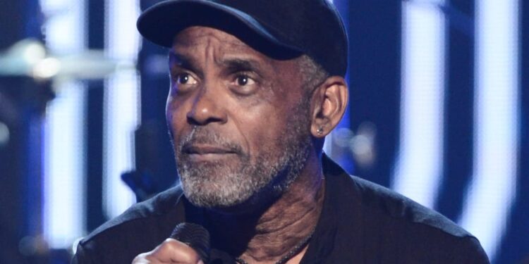 BREAKING: How Frankie Beverly Built an Untouchable Band for Black America