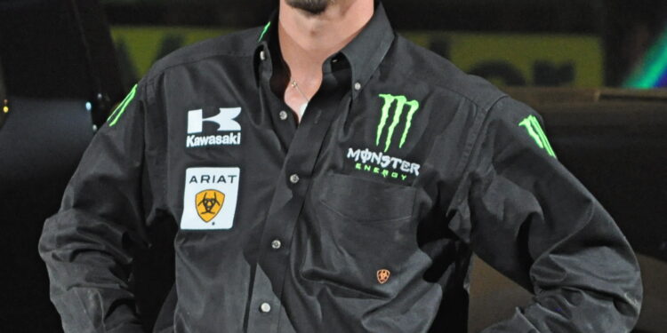 “Unstoppable Force: JB Mauney’s Legacy in Bull Riding”
