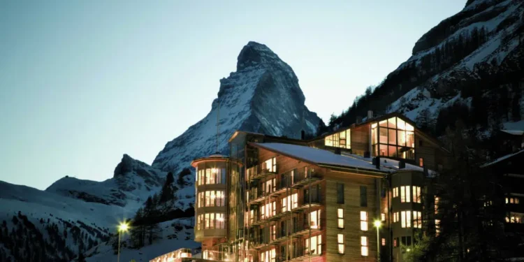 JUST IN: This Sleek Zermatt Hotel Boasts Views of the Matterhorn – CHECK OUT!!