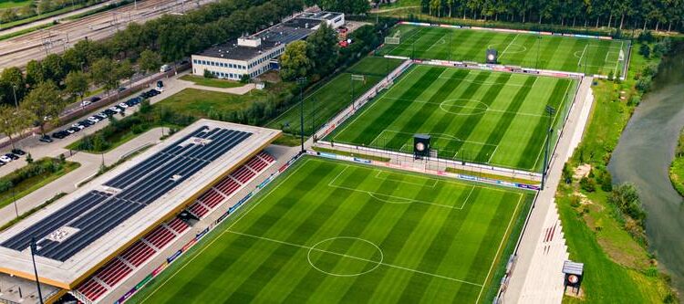 TRISTE NOTICIA: Feyenoord acoger la primera visita de la temporada de la Academia ECA sería imposible debido a…