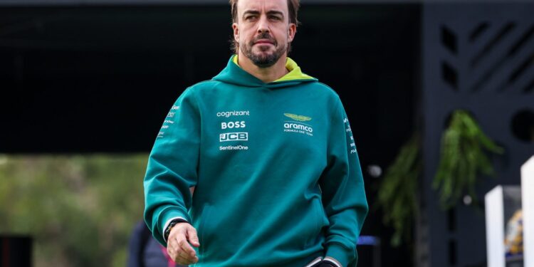 Fernando Alonso se perderá el día de prensa del GP de Brasil después de que persistan los problemas de salud: vea lo que dijo