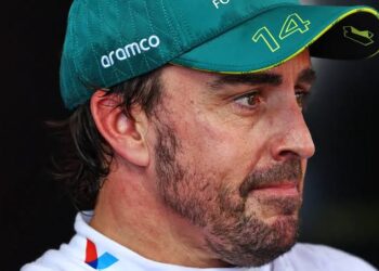 Noticia triste: Fernando Alonso se ha visto obligado a irse antes de 2025 debido a su acuerdo con…