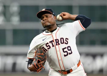Live Review: Astros take on Detroit Tigers in AL wild card Game One