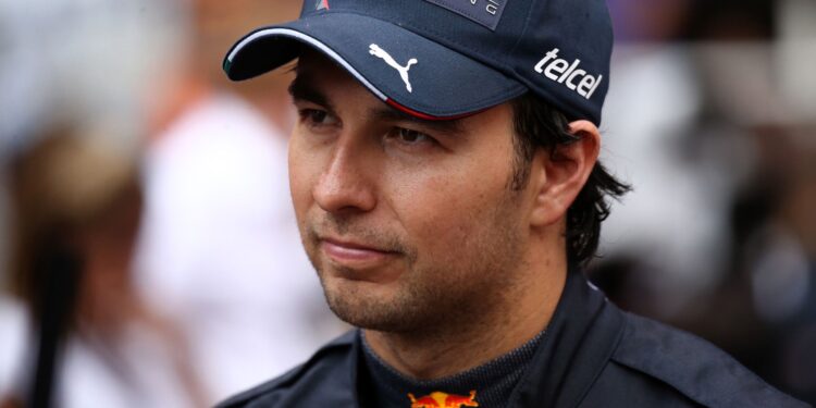 Checo Pérez enciende la F1 con un audaz impulso de regreso: ¿podrá cerrar la brecha en la clasificación de pilotos?