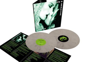 New exclusive vinyl: Type O Negative’s ‘Bloody Kisses: Suspended in Dusk’ on gray slime 2LP