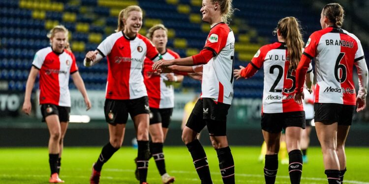 BREAKING: Feyenoord V1 behaalt recordzege in Sittard