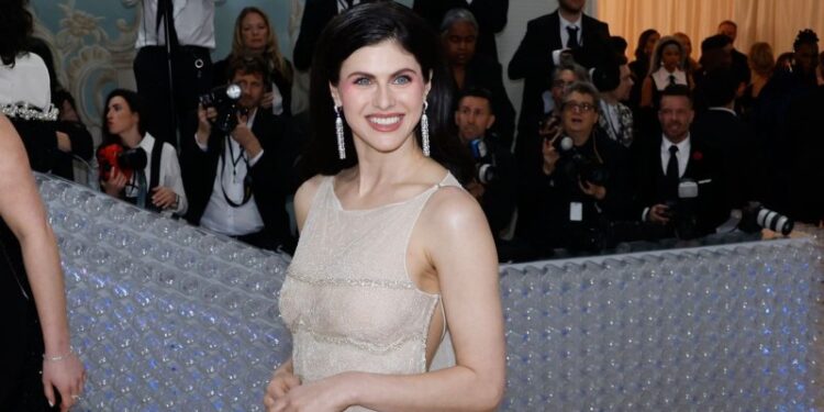 JUST IN: Alexandra Daddario gives birth to first child And Encounters Complications Due to…
