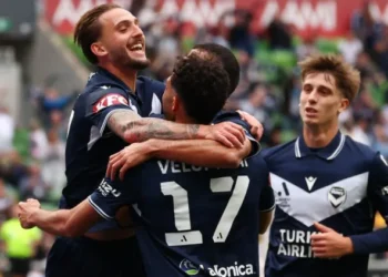 Melbourne Victory end three-year Isuzu UTE A-League drought as Socceroos pair shine