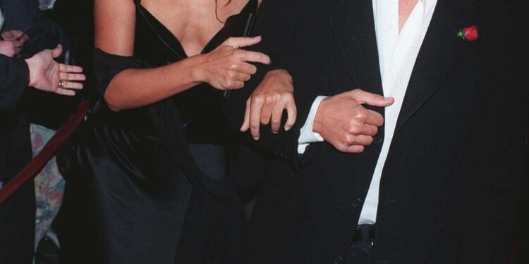 Sandra Bullock Is “Open to the Possibility” of Dating—Here’s Her Complete Relationship History