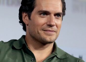 “I was awful”: The Odd Jobs Henry Cavill Did Before $50M Super Stardom Earned Him the ‘Hot Henry’ Moniker