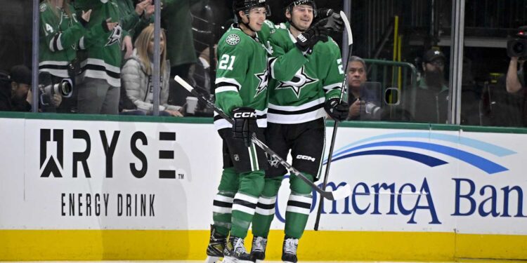 FOR THE MOTHERLAND: Igor Shesterkin beats the Dallas Stars 3-1