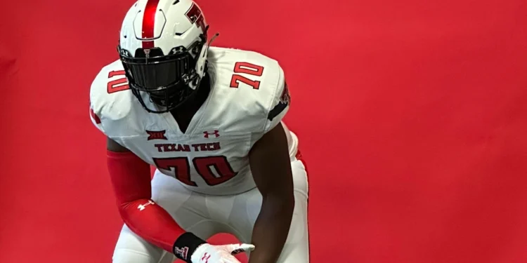 Michigan Football: Wolverines remain locked in a battle for 5-star Alabama commit