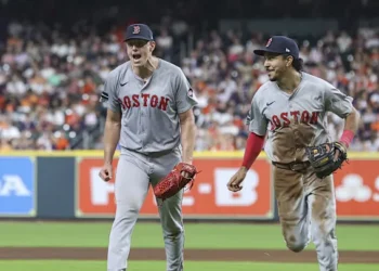 MLB Insider Links Toronto Blue Jays to Anthony Santander, Nick Pivetta in Free Agency