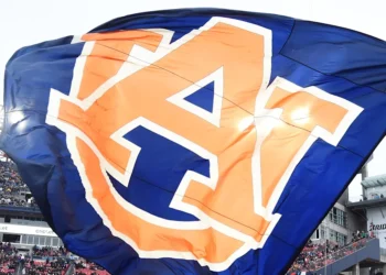 TRENDING TRANSFER: Auburn Tigers Land Third Transfer Portal QB