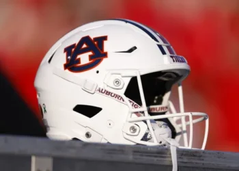 Kentucky transfer target Chris Murray signs with Auburn