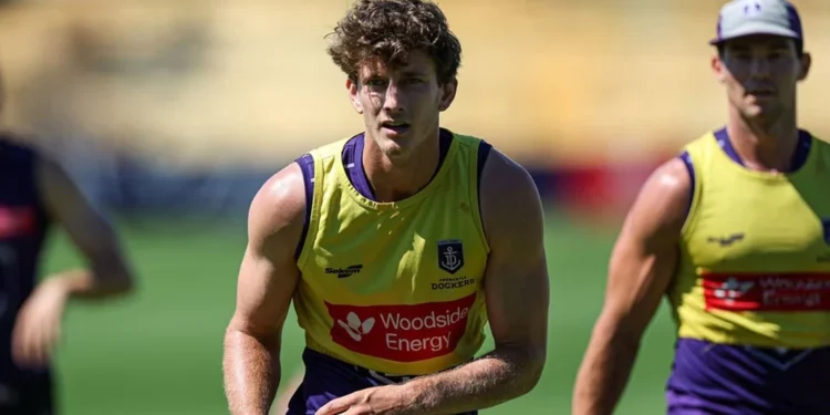 Dockers forward hurt, star midfielder impresses