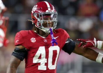 DECOMMITTED: Alabama transfer LB Sterling Dixon commits to NC State