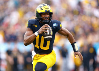 Alex Orji commits to UNLV in the transfer portal; QB spent three seasons at Michigan.