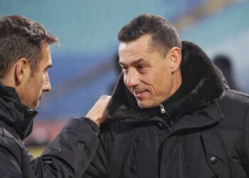 Треньорът на Арда за Томаш: Не го изхвърляйте като носна кърпа от ЦСКА, дори да го отстраня за купата. Научете повече на👇👇👇