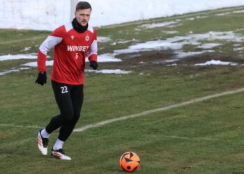 Капитанът на CSKA София започна да тренира, но отборът претърпя ново шокиращо пораже