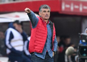 Ο προπονητής του Ολυμπιακού, Χοσέ Λουίς Μενλιμπάρ, μίλησε στη συνέντευξη Τύπου μετά το 1-0 της ομάδας του επί του Παναθηναϊκού λέγοντας… Διαβάστε περισσότερα