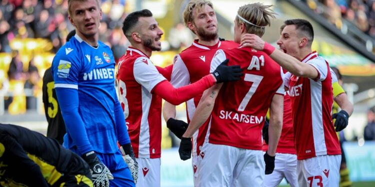 ЦСКА прегази Ботев (Пд) в най-силния си мач за сезона (СНИМКИ)