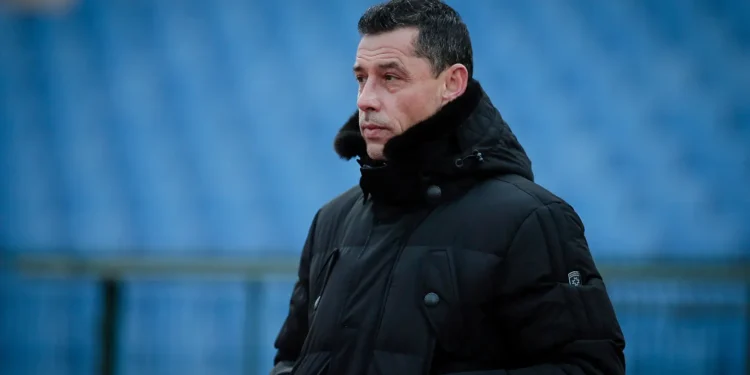 Вярата в аутсайдерите: Защо Питас и Исека може да са тайните оръжия на Левски