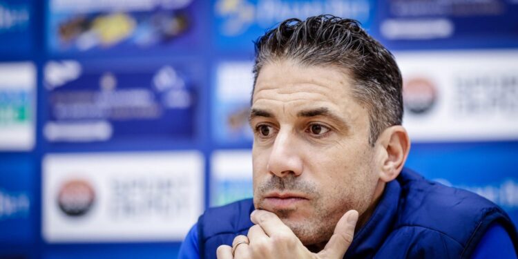 ВЕЛАСКЕС ГОВОРИ: Треньорът на Левски ще говори пред медиите преди четвъртфиналите за Купата на България. Научете повече на 👇 💙 👇 