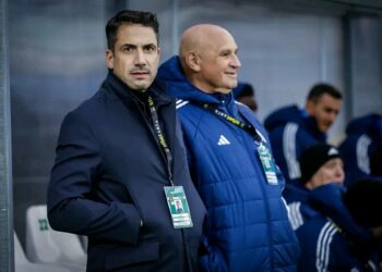 ЧУВСТВАЙТЕ СЕ КАТО У ДОМА СИ: ХУЛИО ВЕЛАСКЕС ХВАЛИ ДОМИНИРАЩИЯ ЕКСПЛЕЙ НА ЛЕВСКИ СОФИЯ!. Научете повече за статията на 👇 👇 👇🔥💙