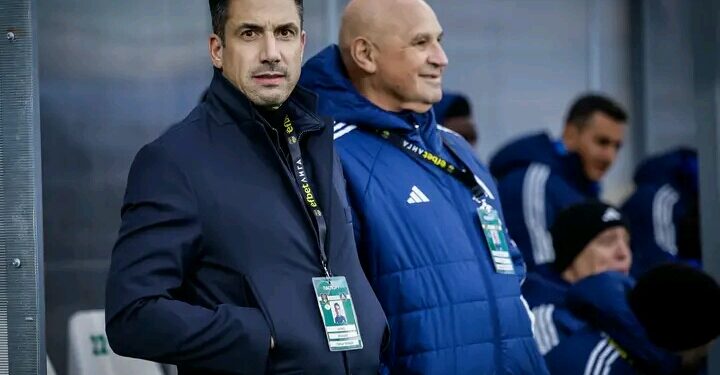 ЧУВСТВАЙТЕ СЕ КАТО У ДОМА СИ: ХУЛИО ВЕЛАСКЕС ХВАЛИ ДОМИНИРАЩИЯ ЕКСПЛЕЙ НА ЛЕВСКИ СОФИЯ!. Научете повече за статията на 👇 👇 👇🔥💙