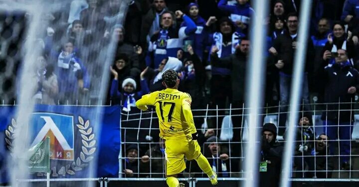 ЧУВСТВАЙТЕ СЕ КАТО У ДОМА СИ: ХУЛИО ВЕЛАСКЕС ХВАЛИ ДОМИНИРАЩИЯ ЕКСПЛЕЙ НА ЛЕВСКИ СОФИЯ!. Научете повече за статията на 👇 👇 👇🔥💙