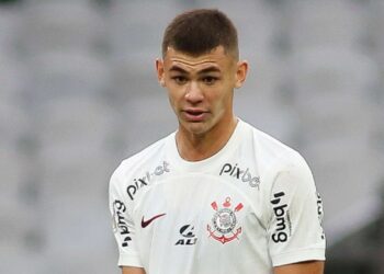 ЦСКА София привлича бразилския таланти от Реймс Габриел Москардо, Реймс са готови да го пуснат този зимен трансферен прозорец, а ЦСКА София е клубът, който ще го привлече