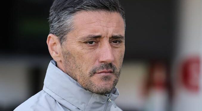 Треньорът на Ботев Пловдив Дusan Керkez готов да се присъедини към Лига 1 клуб Монпелие след интерес по телефона снощи