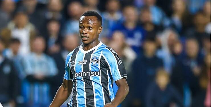 SБразилската млада сензация Натан Фернандес с номер 30 в ЦСКА София след постигнато споразумение и насрочена дата за пътуване на младата звезда в България