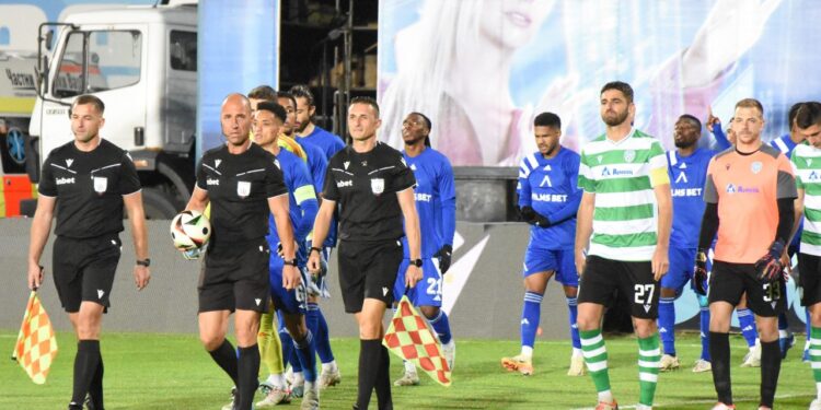 Трима играчи на Левски София отпаднаха от турнира за Купата на България заради незаконосъобразна регистрация от БФС