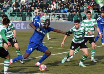 Героичната позиция на Левски не е достатъчна, тъй като Черно море претендира за историческа шеста купа