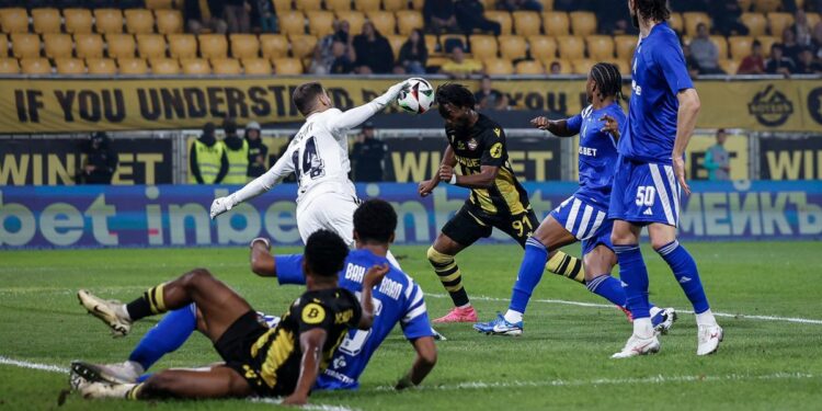 ЛЕВСКИ 🔵⚪ И БОТЕВ ПЛОВДИВ СЕ РАЗМЕНЯТ: Съвсем доскоро едните гледаха към титлата, а другите към Европа. Научете повече на 👇👇👇