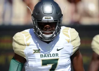 FRESH DEAL: 5 – Star Cornerback Mike, Commits to Notre Dame Over Ohio’s,Texas, Tennessee…