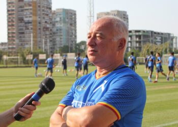 „ЦСКА наливат 300 млн.в „Армията“! Имат публика, Панчарево е оазис! Скоро за Левски 2:2 с тях ще е успех“