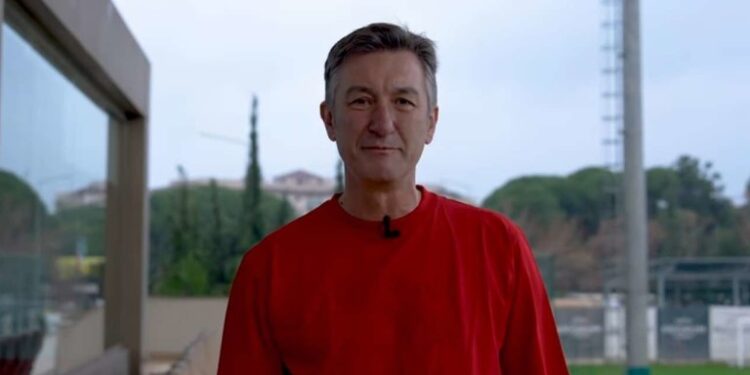 От ЦСКА разкриха къде ще е в сряда един от босовете на клуба и помолиха: Елате 15 минути по-рано