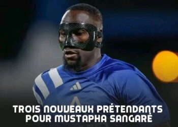 пускам Левски София, искам да си тръгна като легенда”, заяви Мустафа Сангаре пред български журналисти, след интерес от водещи европейски клубове