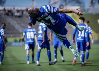 ДИВ И ЛУД МАЧ ЗА ГЕРЕНЦИТЕ 🔵: Левски смая Славия с драматично завръщане в добавеното време!, но Левски става по-добър или по-лош. Научете повече на 👇 👇 👇 