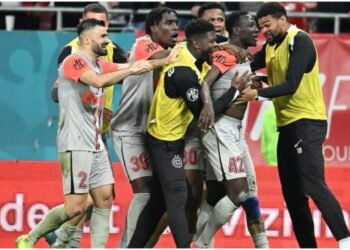 VIDEO : Baba Alhassan a marcat un dot când FCSB învinge Dinamo București în derby-ul României. Aflați mai multe la 👇👇👇